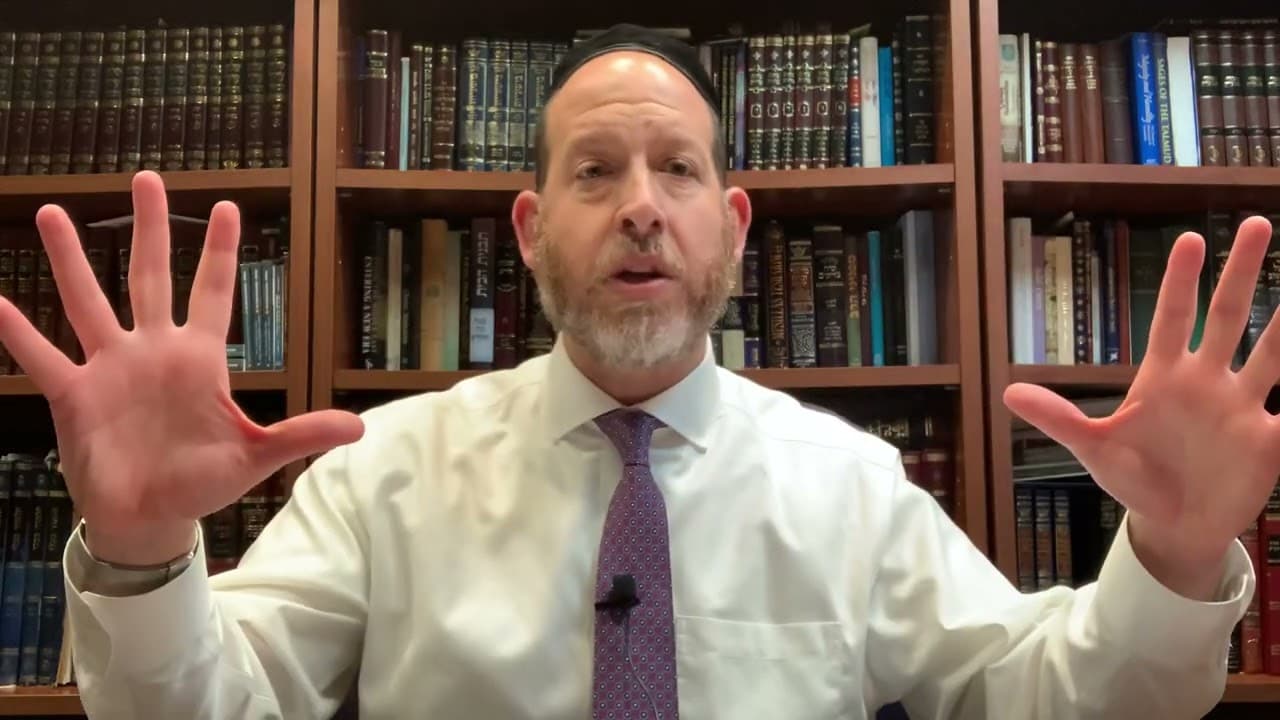 Emunah Minute: Seeing From Afar