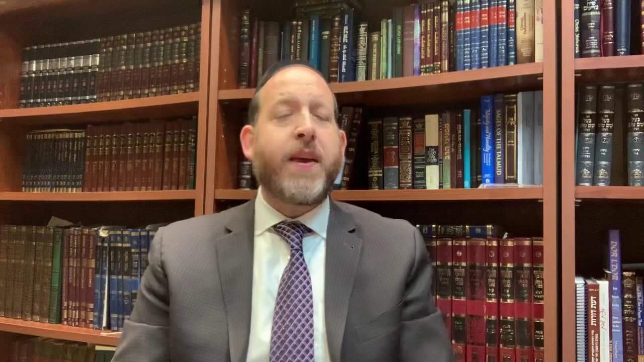 Emunah Minute: Find Your Path (Avos, Shmona Esrei)