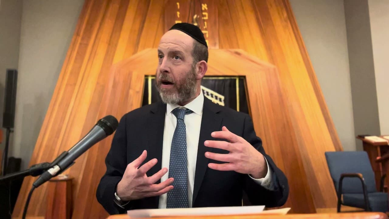 Tehillim &amp; Torah | Building a Better Life (Shemos)