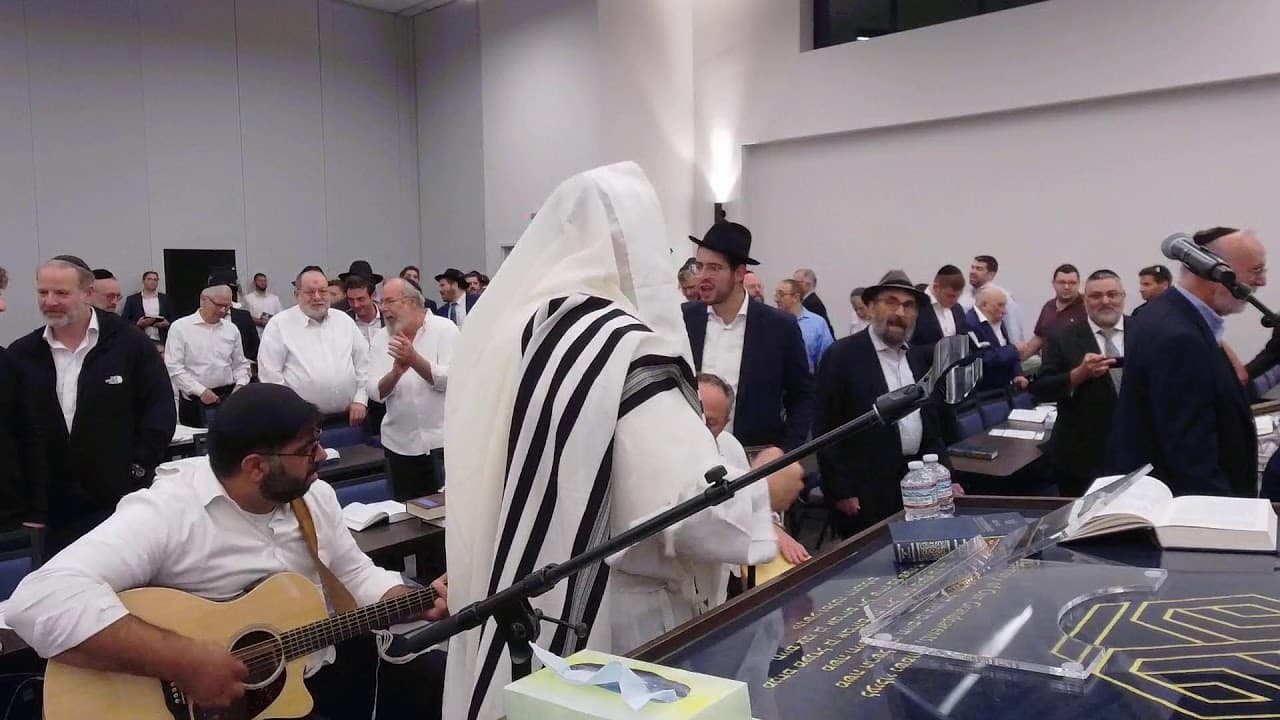 Kumzitz/Selichos with Eitan Katz